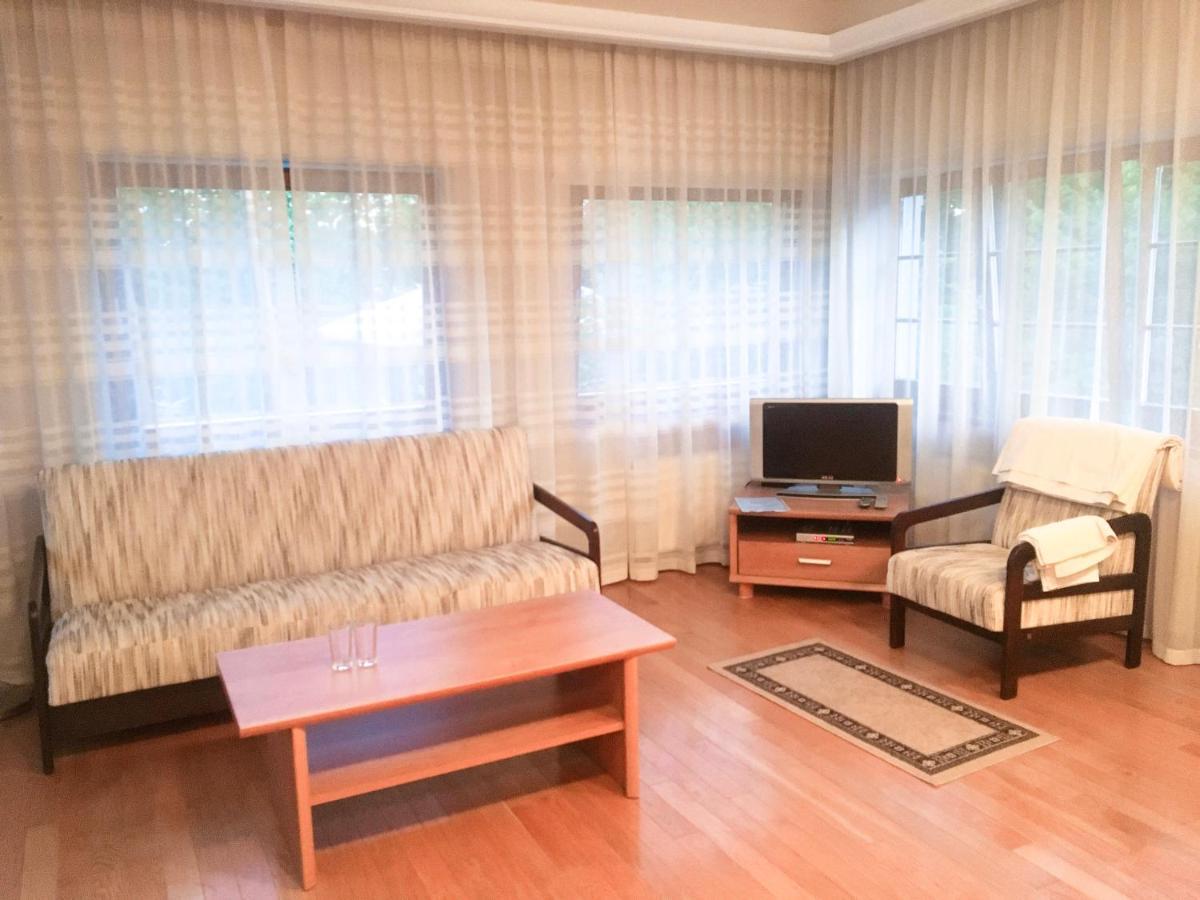 Room In Guest Room - Valensija - Large Suite Jūrkalne Εξωτερικό φωτογραφία