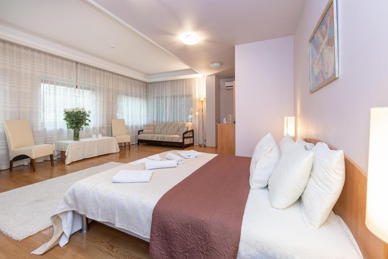 Room In Guest Room - Valensija - Large Suite Jūrkalne Εξωτερικό φωτογραφία