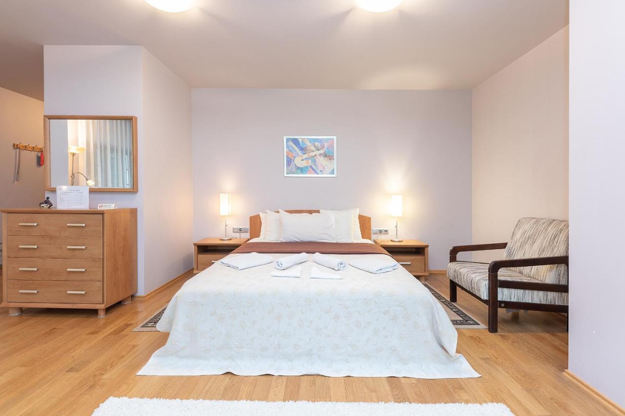 Room In Guest Room - Valensija - Large Suite Jūrkalne Εξωτερικό φωτογραφία